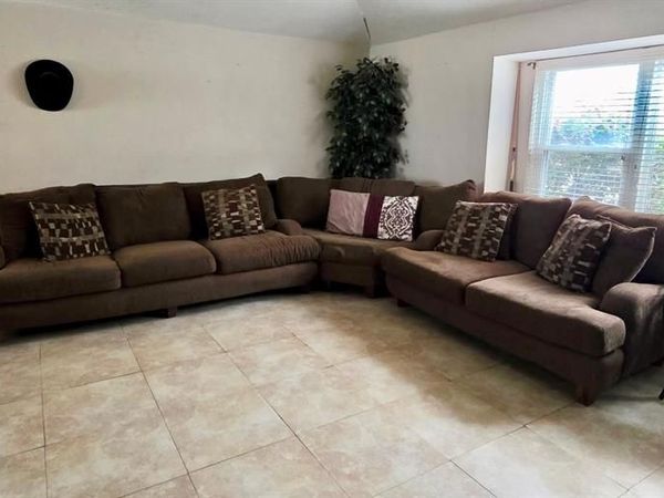 3204 Seaboard Drive, Arlington, TX 76014