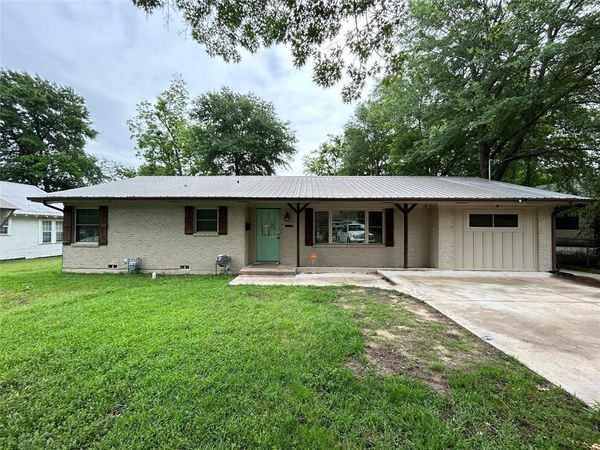 110 Goodman Street , Sulphur Springs, TX 75482