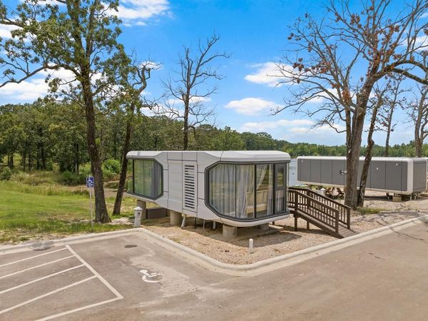 50 CR 5227 , Unit 124, Mount Pleasant, TX 75455