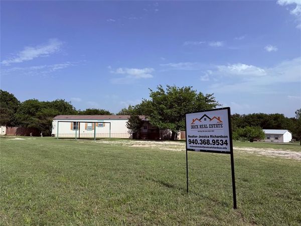 4113 Goliad Drive, Granbury, TX 76048