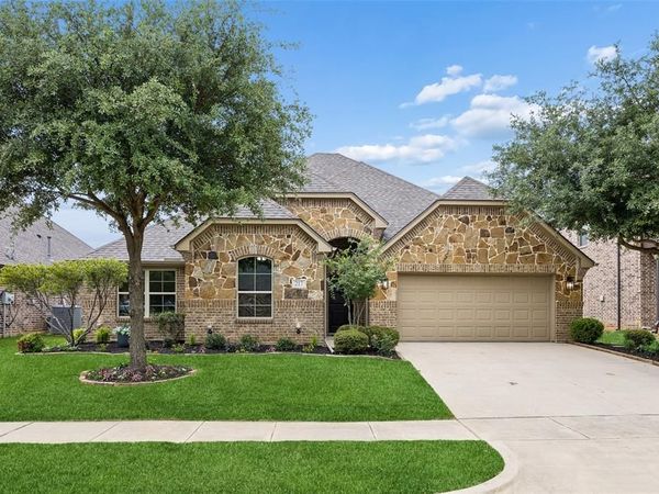 217 Hawks Ridge Trail, Burleson, TX 76028