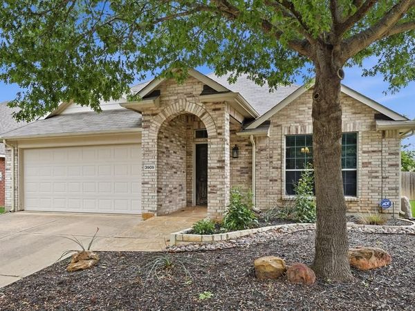 3909 Cliffside Drive, Denton, TX 76208