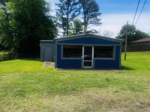 929 Bickerstaff St., Tupelo, MS 38801