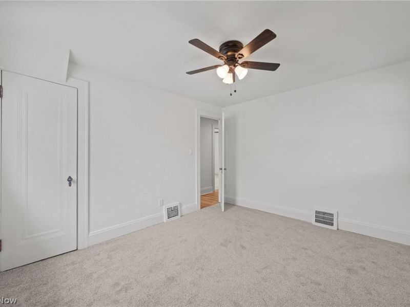 174 E 208th Street, Euclid, OH 44123 Photo 35