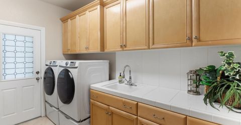 10740 Birch Ranch Dr, Sacramento, CA 95830 Photo