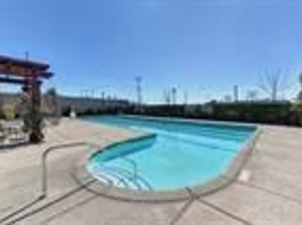 7439 Chatterton Way, Sacramento, CA 95829 Photo