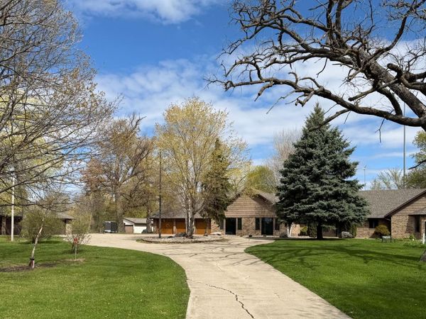 22255 Babcock Avenue , Winsted, MN 55395