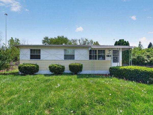 4999 E Majestic Drive E, Columbus, OH 43232