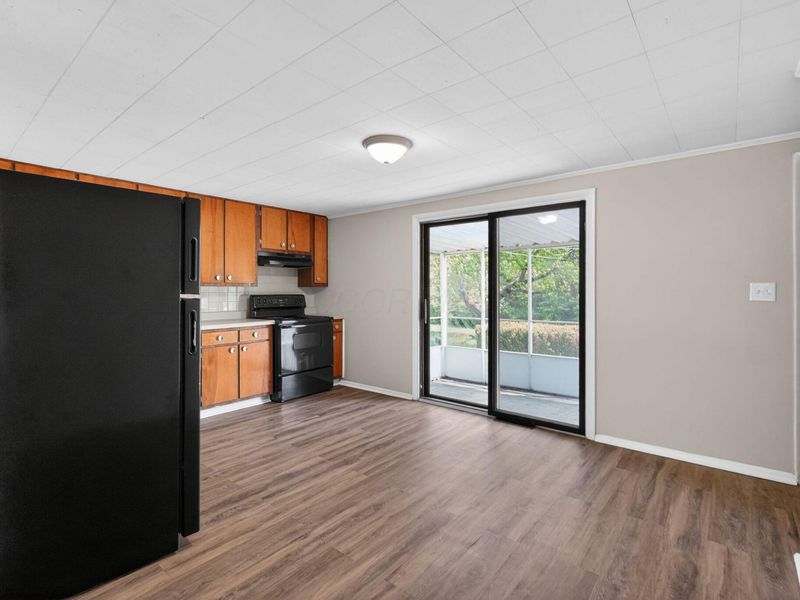 4999 E Majestic Drive E, Columbus, OH 43232 Photo 15