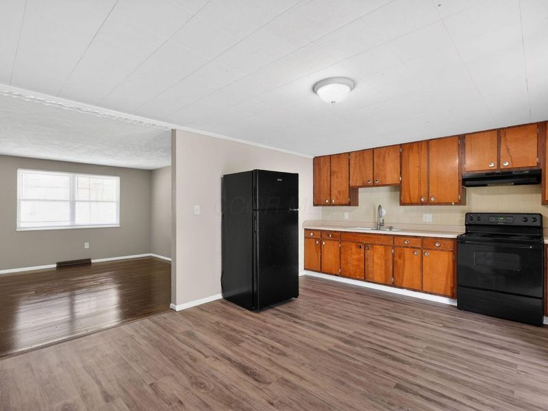 4999 E Majestic Drive E, Columbus, OH 43232 Photo 16