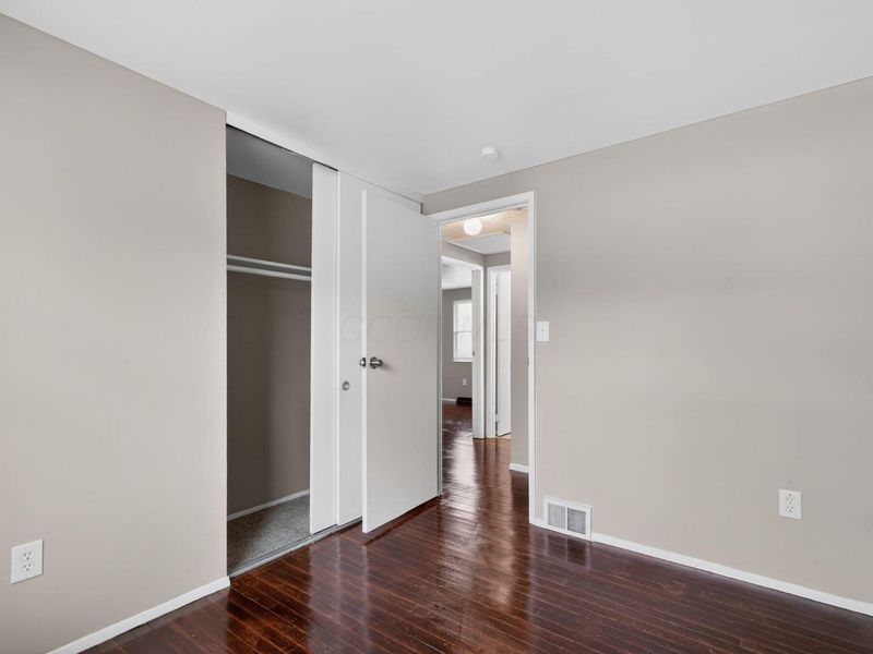 4999 E Majestic Drive E, Columbus, OH 43232 Photo 19