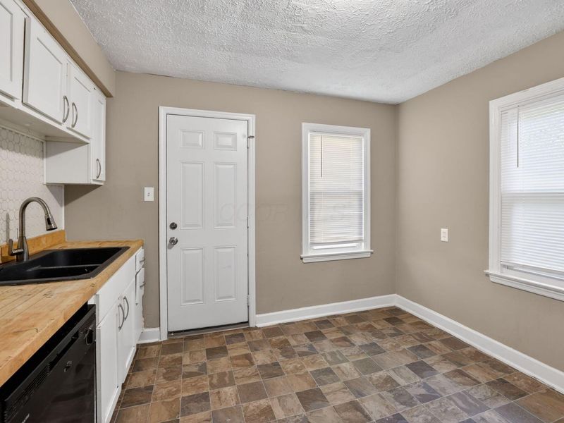 551 Butler Avenue , Columbus, OH 43223 Photo 16