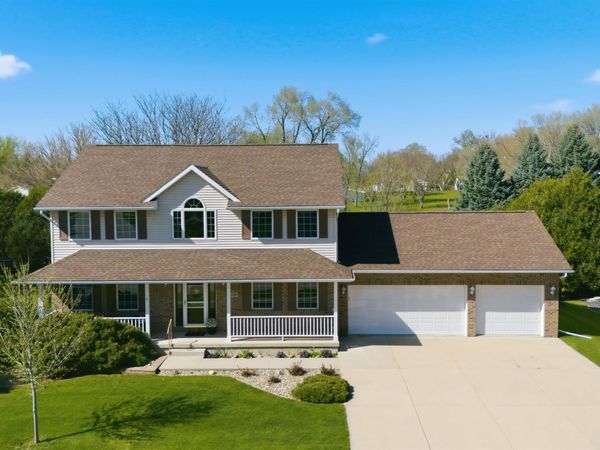 219 Cordoba Avenue, Cedar Falls, IA 50613