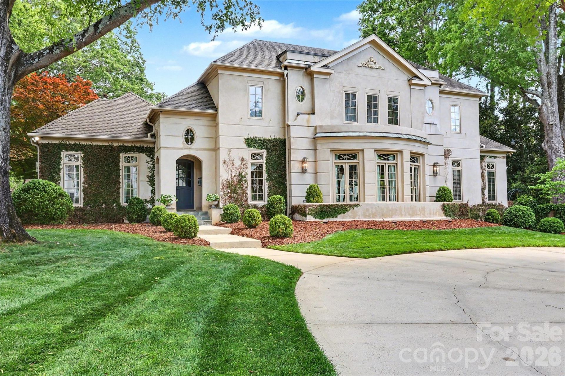 2301 Queens Road E, Charlotte, NC 28207 Main Photo