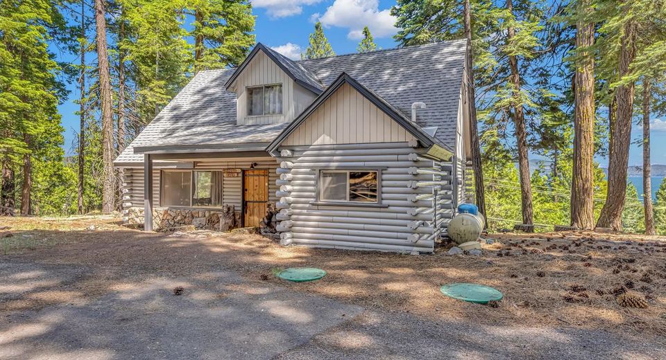 667 Peninsula Drive, Lake Almanor, CA 96137 Photo