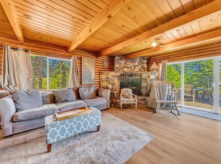 667 Peninsula Drive, Lake Almanor, CA 96137 Photo