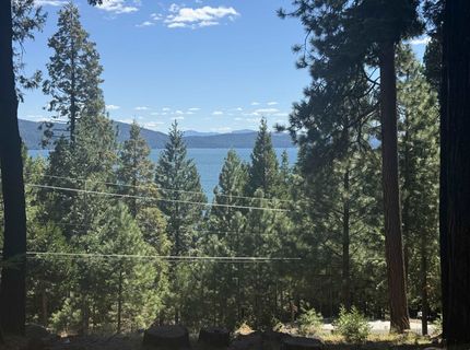 669 Peninsula Drive, Lake Almanor, CA 96137 Photo