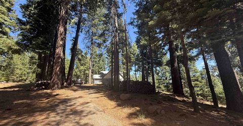 669 Peninsula Drive, Lake Almanor, CA 96137 Photo