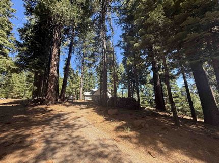 669 Peninsula Drive, Lake Almanor, CA 96137 Photo