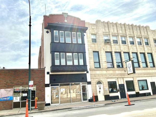 224 E Cass Street, Unit PENTHOUSE, Joliet, IL 60432
