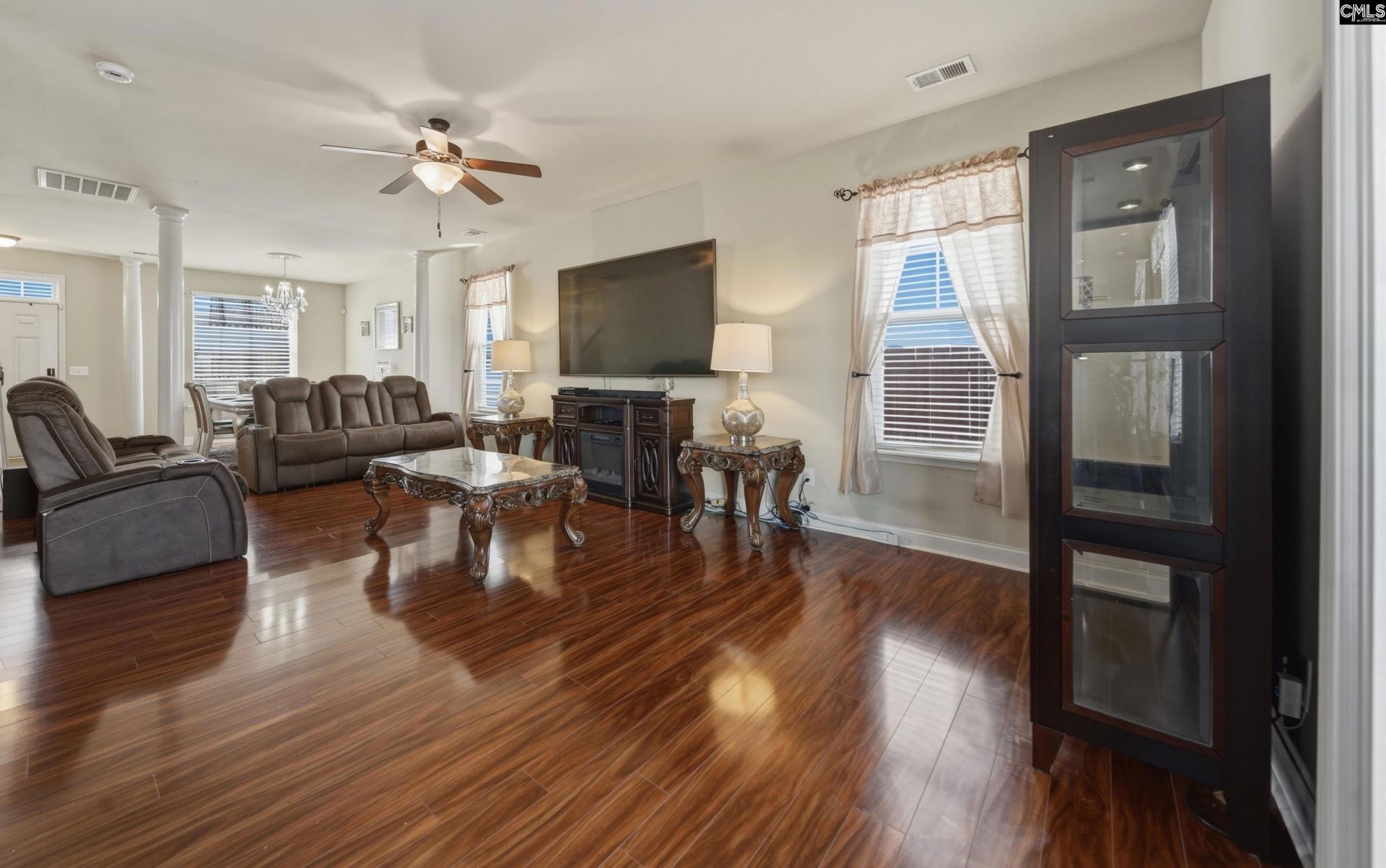 124 Farrow Pointe Lane  Photo 4