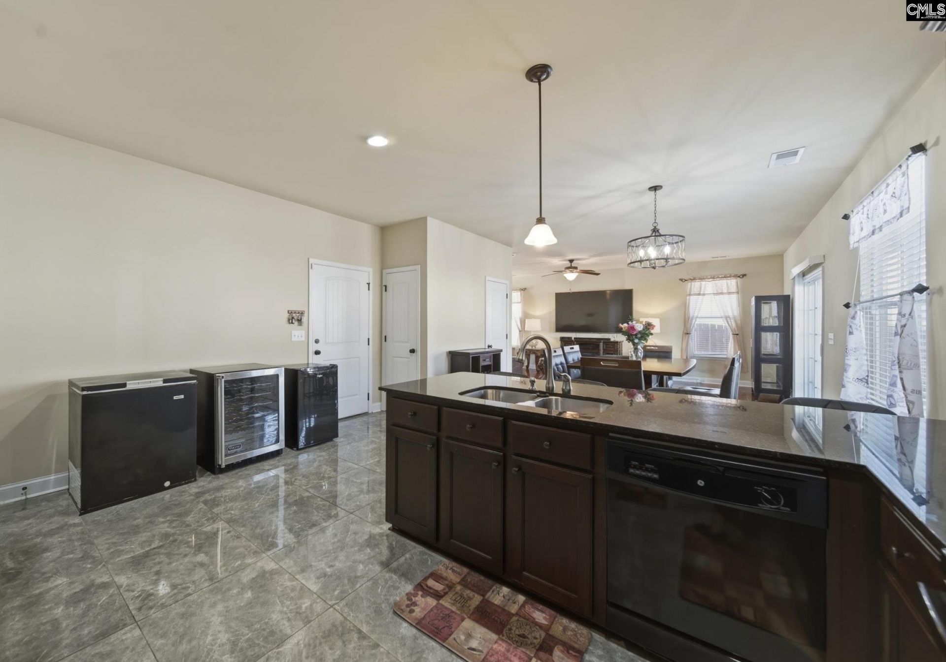 124 Farrow Pointe Lane  Photo 9