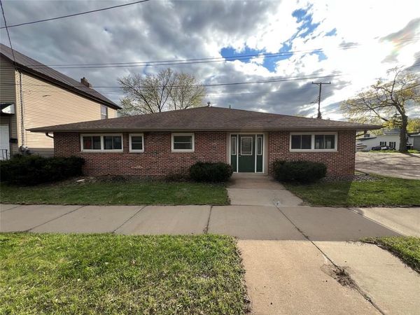 512 Bay Street, Chippewa Falls, WI 54729