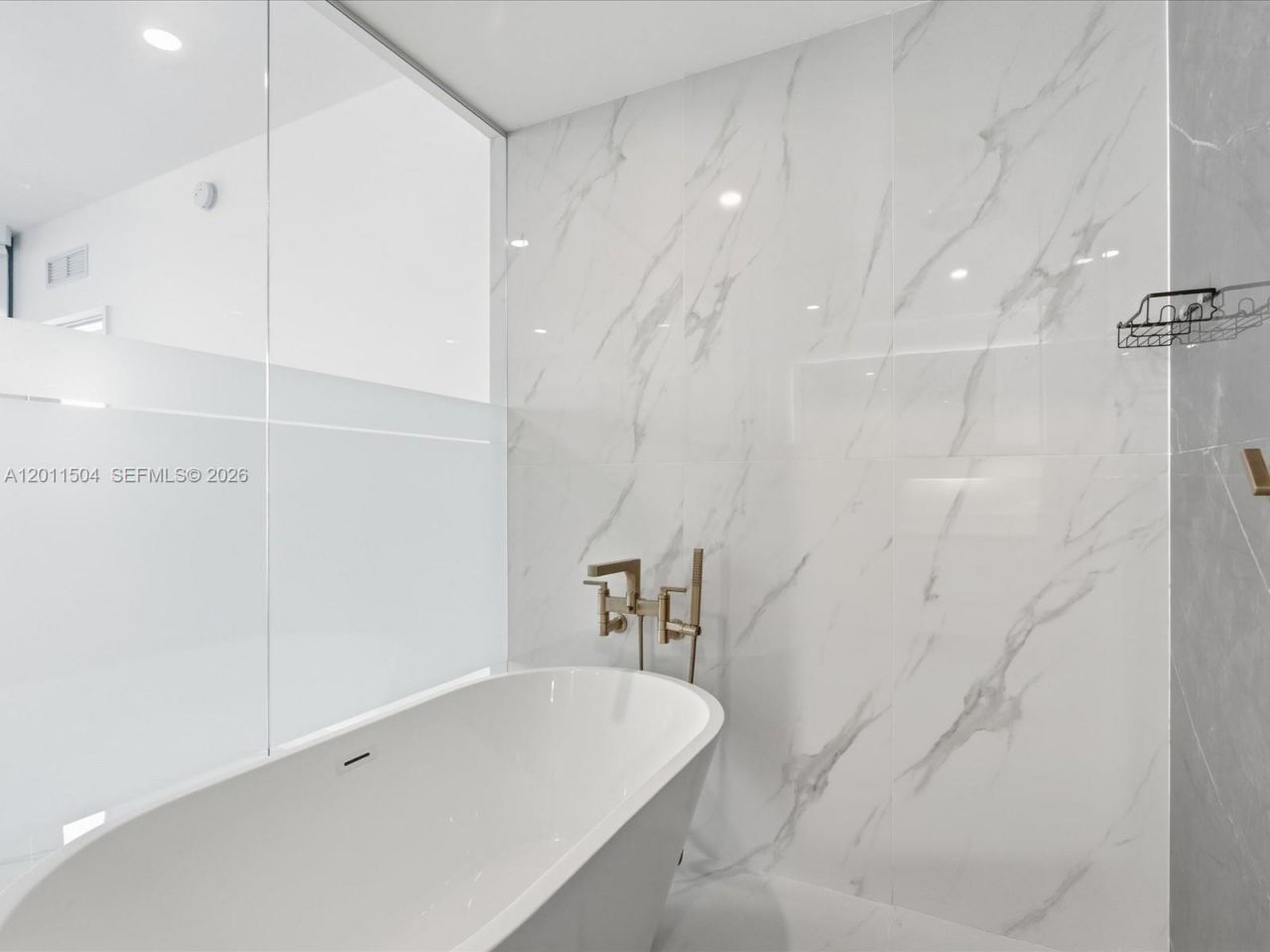 711 NE 23rd Ter, Unit 4606, Miami, FL 33137 Photo
