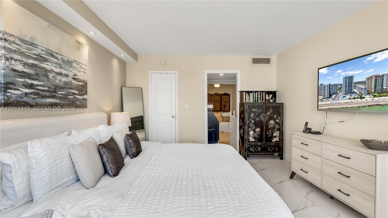 3140 S Ocean Dr (avail Now- Nov 15, 2026), Unit 2411, Hallandale Beach, FL 33009 Photo