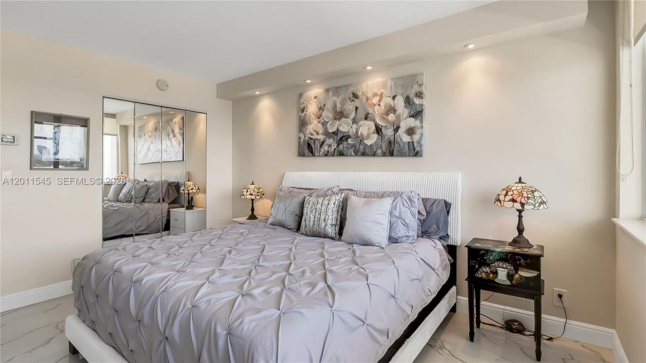 3140 S Ocean Dr (avail Now- Nov 15, 2026), Unit 2411, Hallandale Beach, FL 33009 Photo