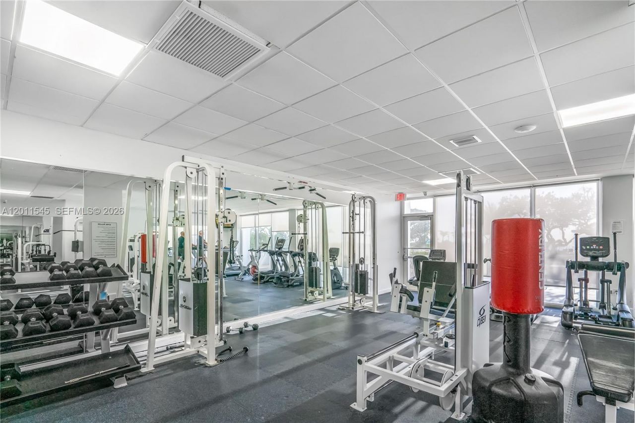 3140 S Ocean Dr (avail Now- Nov 15, 2026), Unit 2411, Hallandale Beach, FL 33009 Photo
