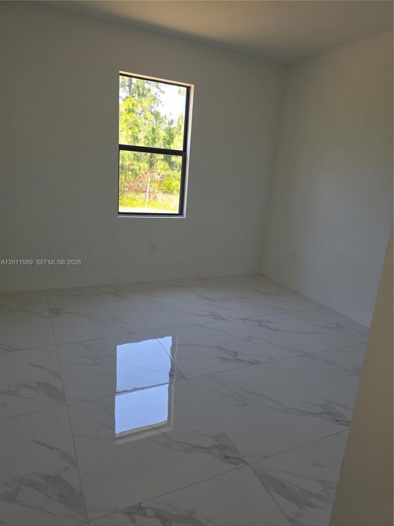 928-930 Hepburn Ave, Lehigh Acres, FL 33974 Photo