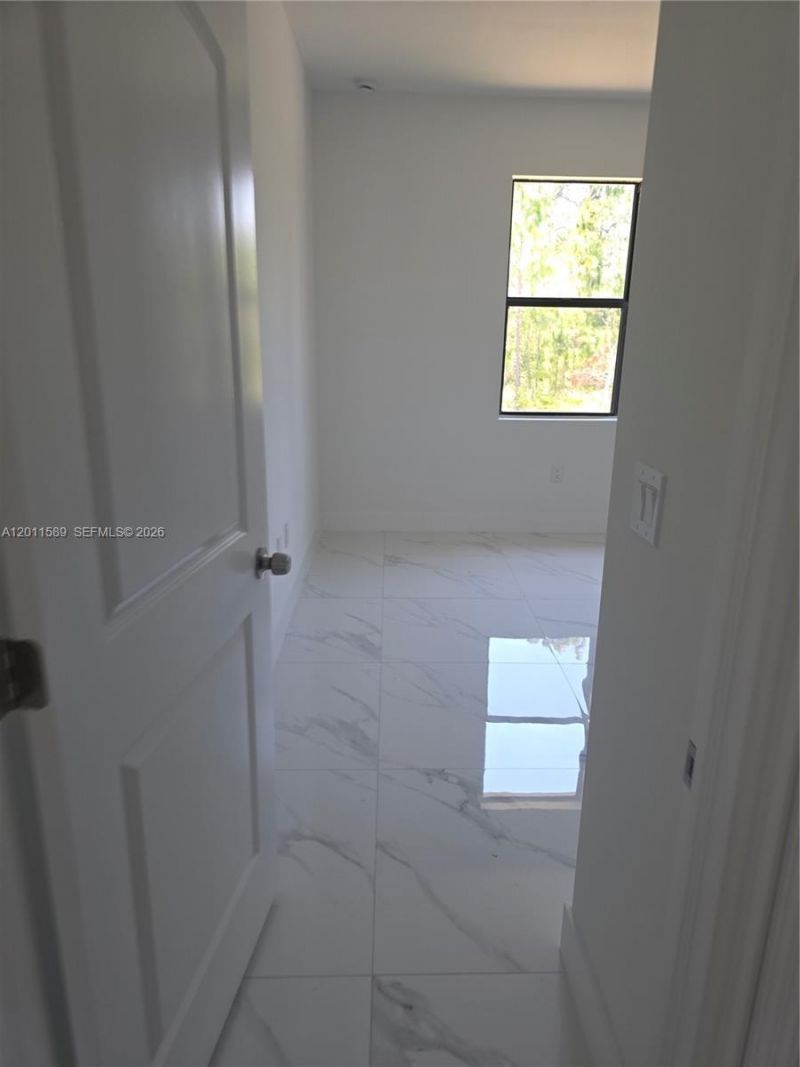 928-930 Hepburn Ave, Lehigh Acres, FL 33974 Photo
