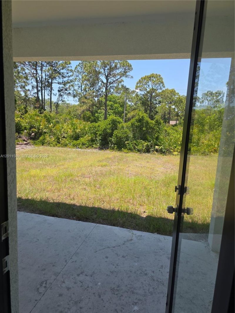 928-930 Hepburn Ave, Lehigh Acres, FL 33974 Photo