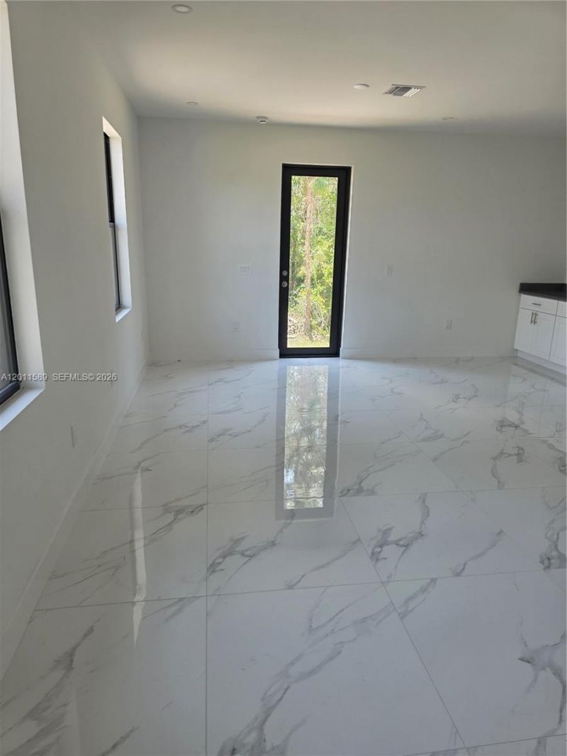 928-930 Hepburn Ave, Lehigh Acres, FL 33974 Photo
