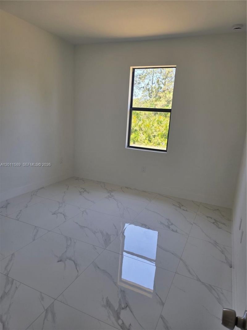 928-930 Hepburn Ave, Lehigh Acres, FL 33974 Photo