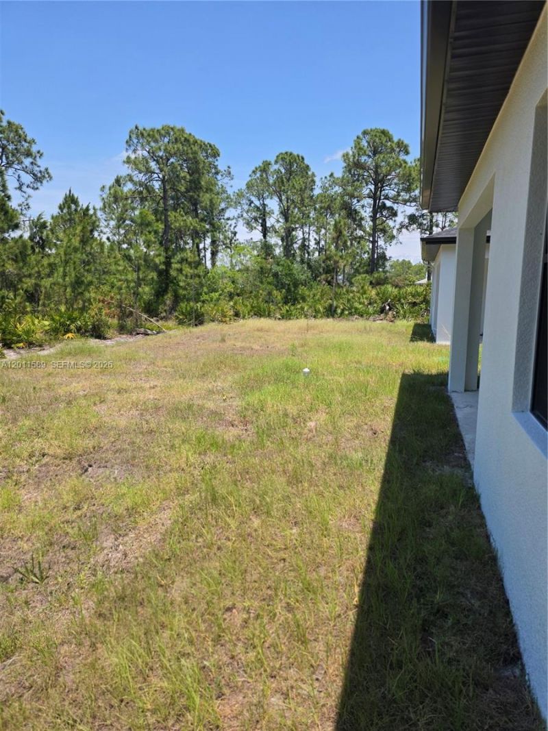 928-930 Hepburn Ave, Lehigh Acres, FL 33974 Photo
