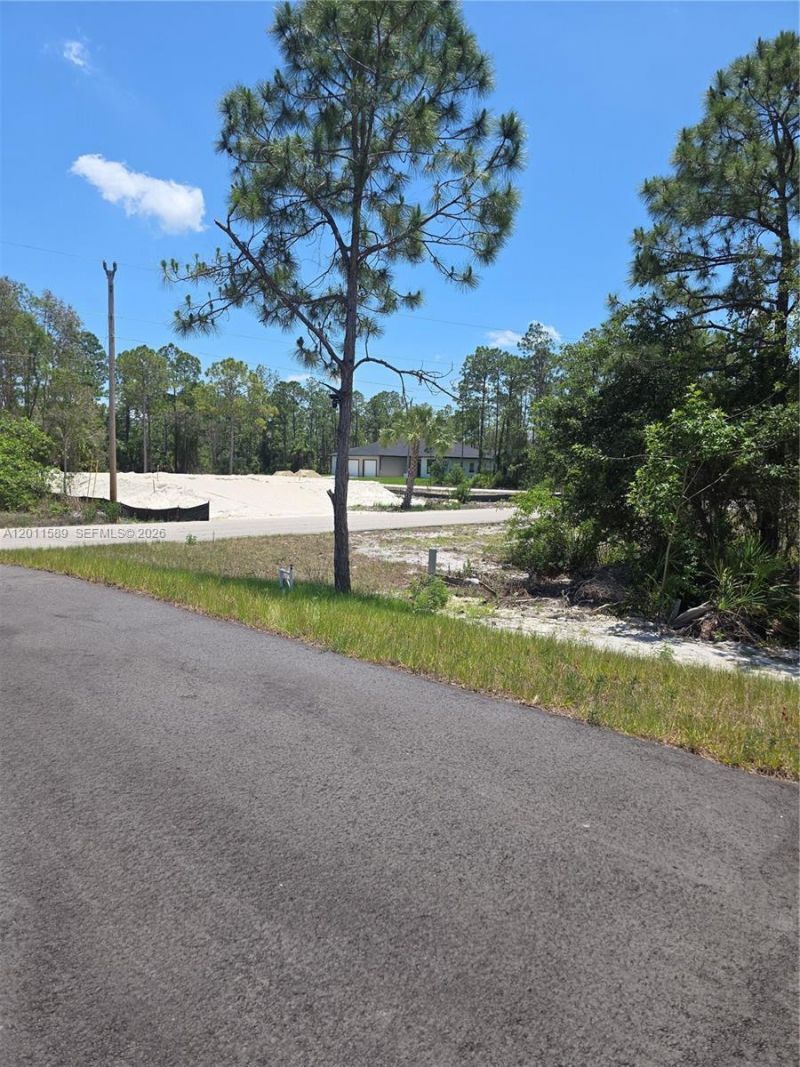 928-930 Hepburn Ave, Lehigh Acres, FL 33974 Photo