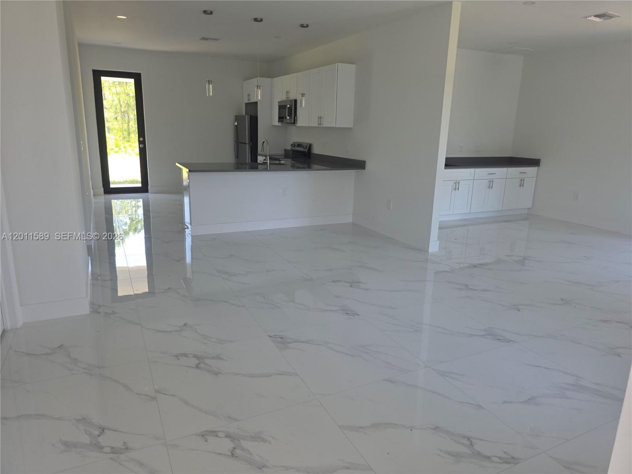 928-930 Hepburn Ave, Lehigh Acres, FL 33974 Photo