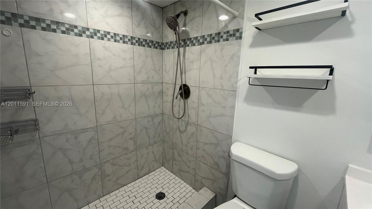 8540 SW 133rd Ave Rd , Unit 316, Miami, FL 33183 Photo