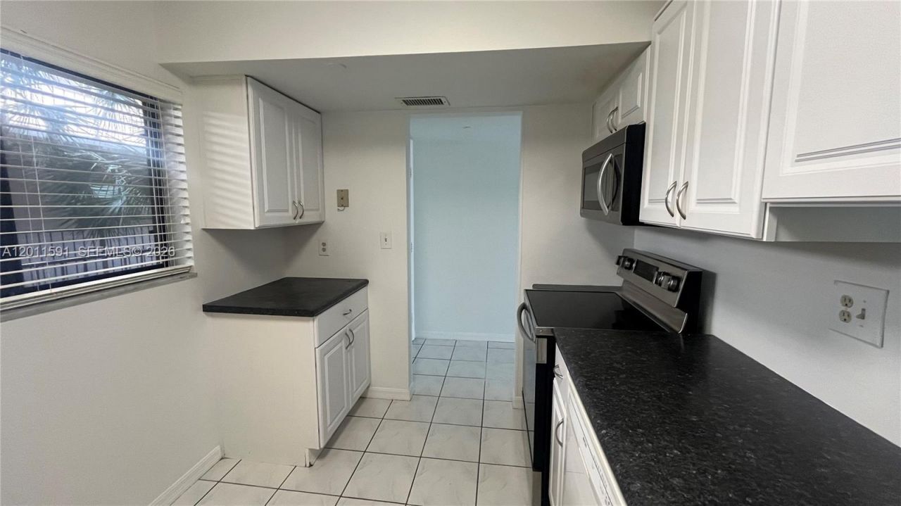 8540 SW 133rd Ave Rd , Unit 316, Miami, FL 33183 Photo