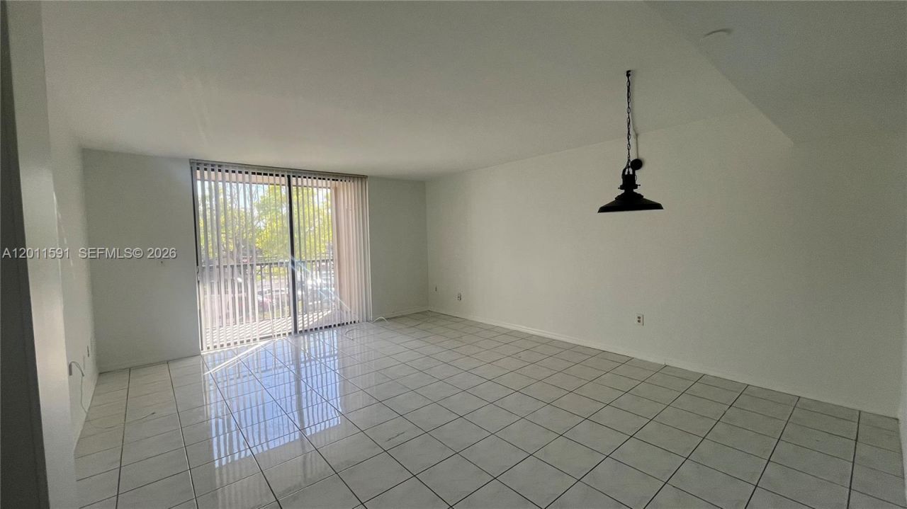 8540 SW 133rd Ave Rd , Unit 316, Miami, FL 33183 Photo