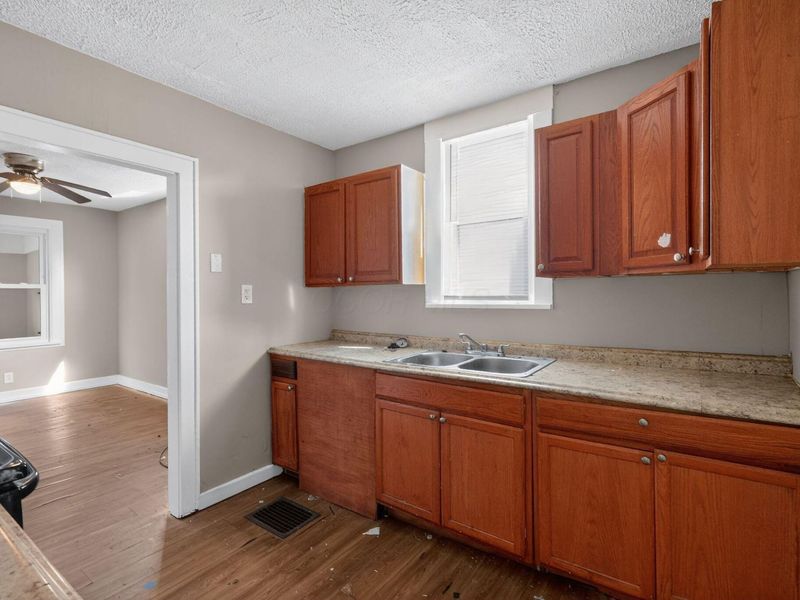 663 Racine Avenue, Columbus, OH 43204 Photo 18