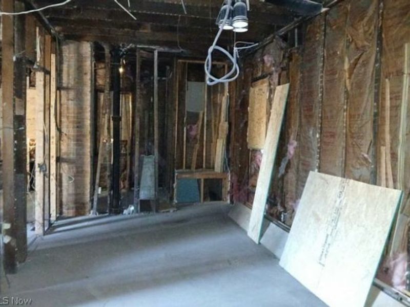 7112 Duluth Avenue, Cleveland, OH 44103 Photo 12