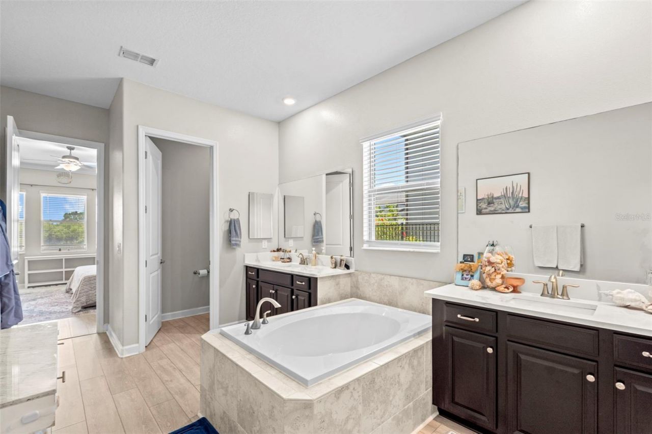 9817 Sage Creek Drive, Sun City Center, FL 33573 Photo