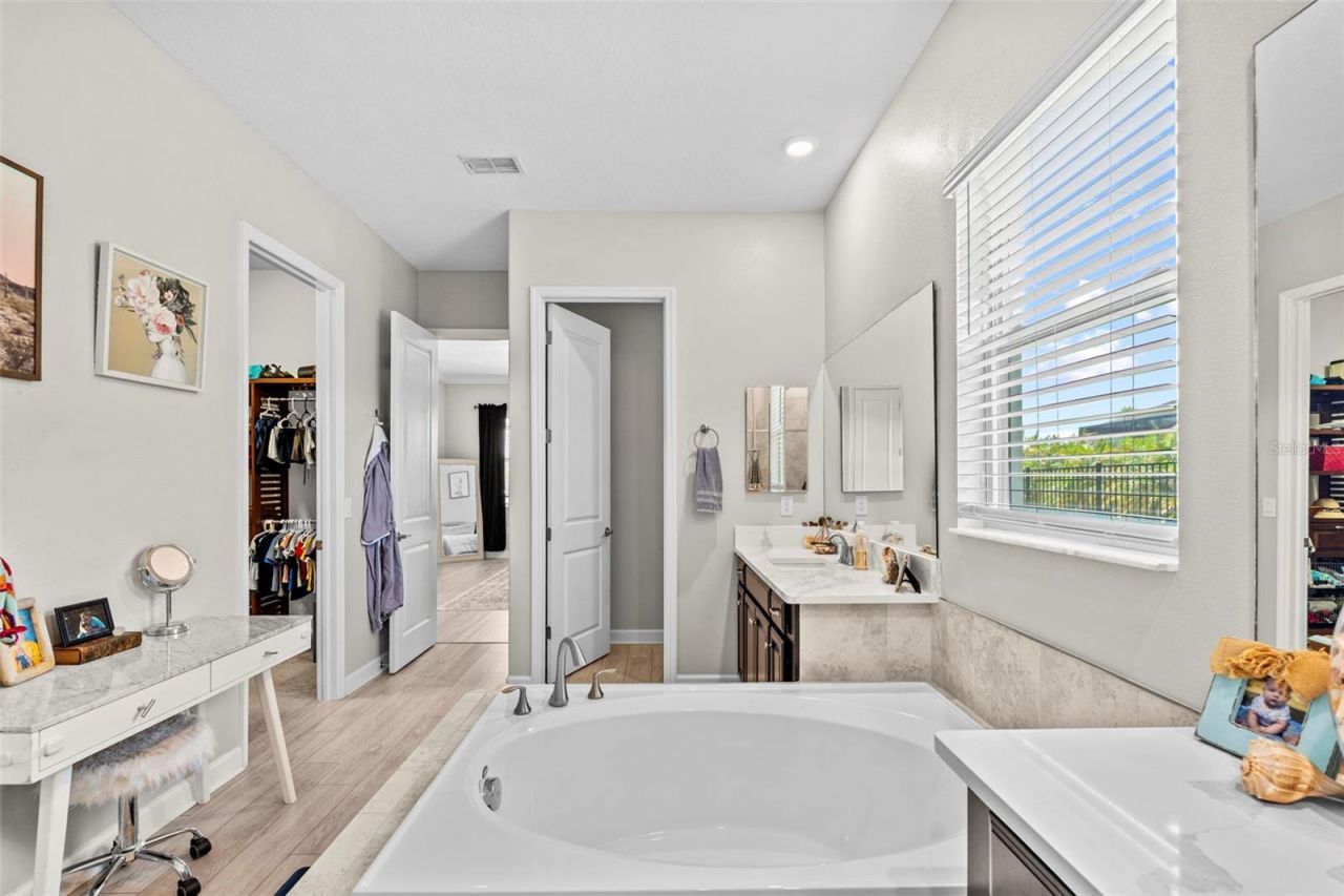 9817 Sage Creek Drive, Sun City Center, FL 33573 Photo