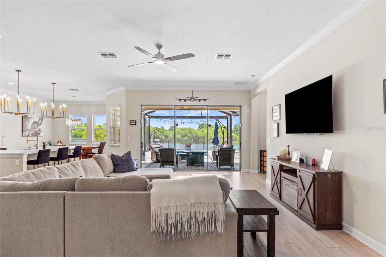 9817 Sage Creek Drive, Sun City Center, FL 33573 Photo