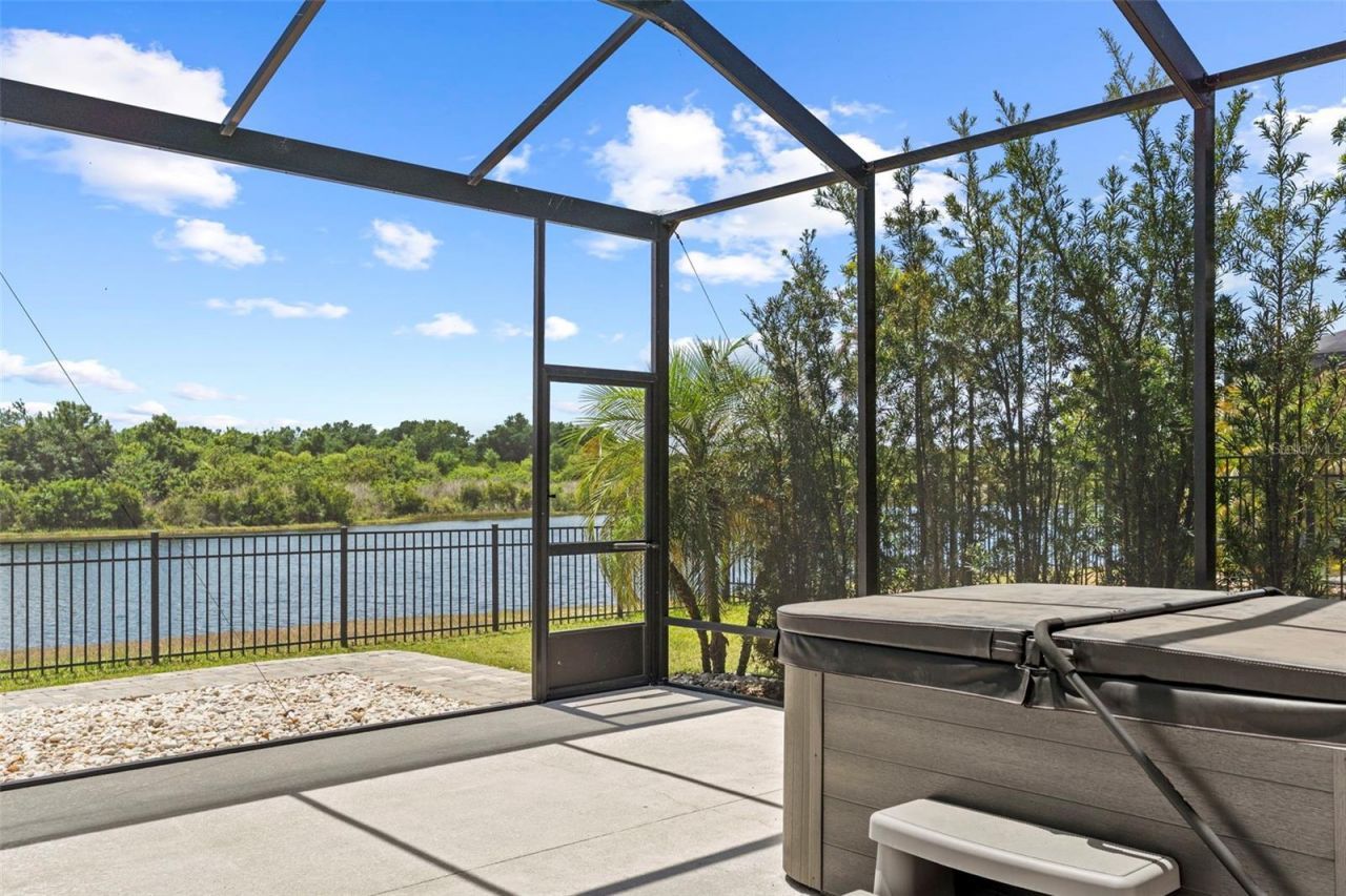9817 Sage Creek Drive, Sun City Center, FL 33573 Photo