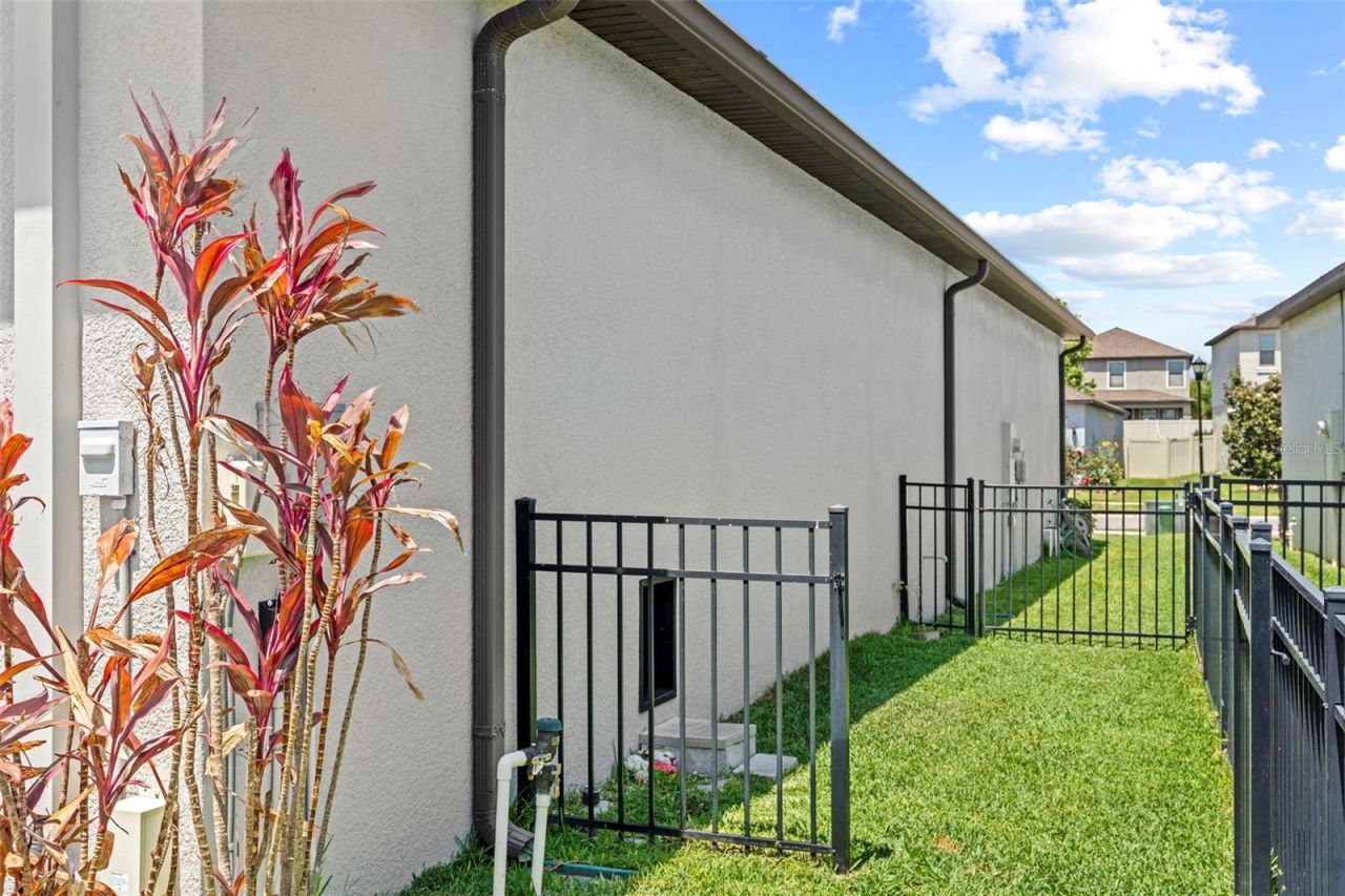 9817 Sage Creek Drive, Sun City Center, FL 33573 Photo