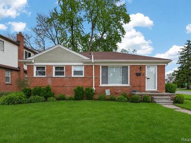 102 Jeffrey Avenue, Royal Oak, MI 48073